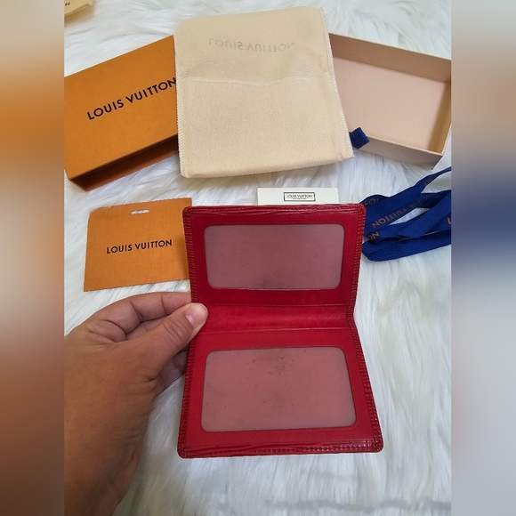 ❤️🎉HOST PICK🎉❤️Louis Vuitton Red Epi bundle (Rare! Good condition!) - Picture 8 of 17